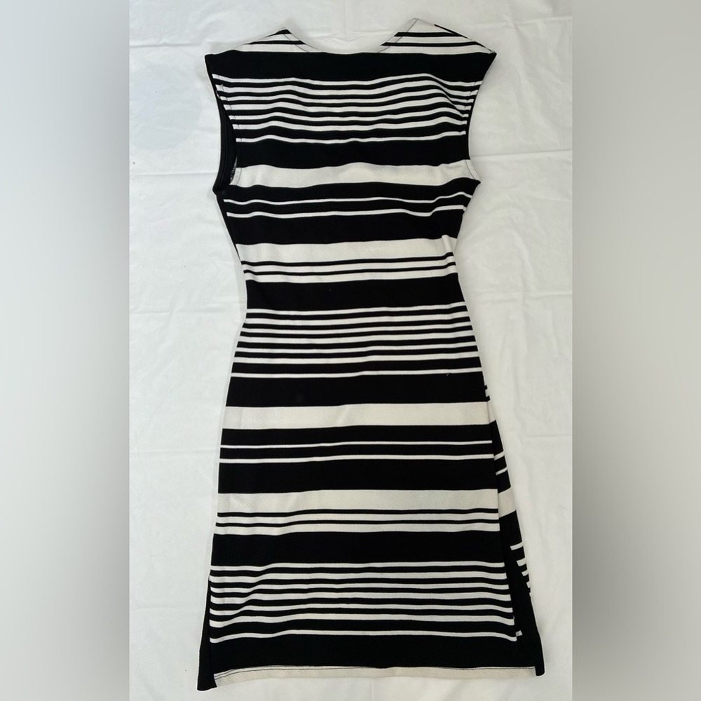 BLACK & WHITE STRIPED DRESS ECLIPSE SLEEVELESS - Picture 5 of 6